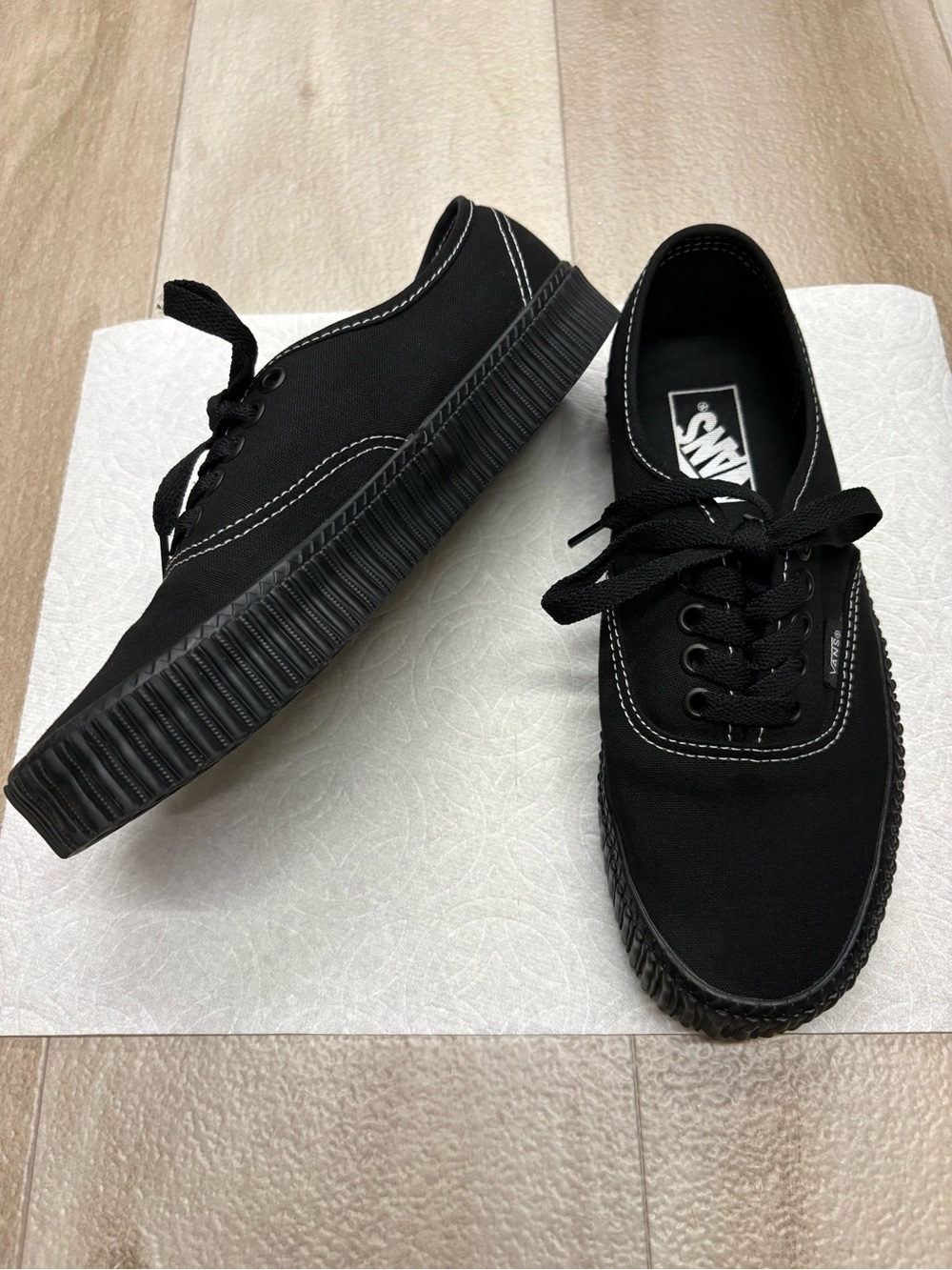VANS Authentic Creepers Women’s size 8 Men’s 6.5